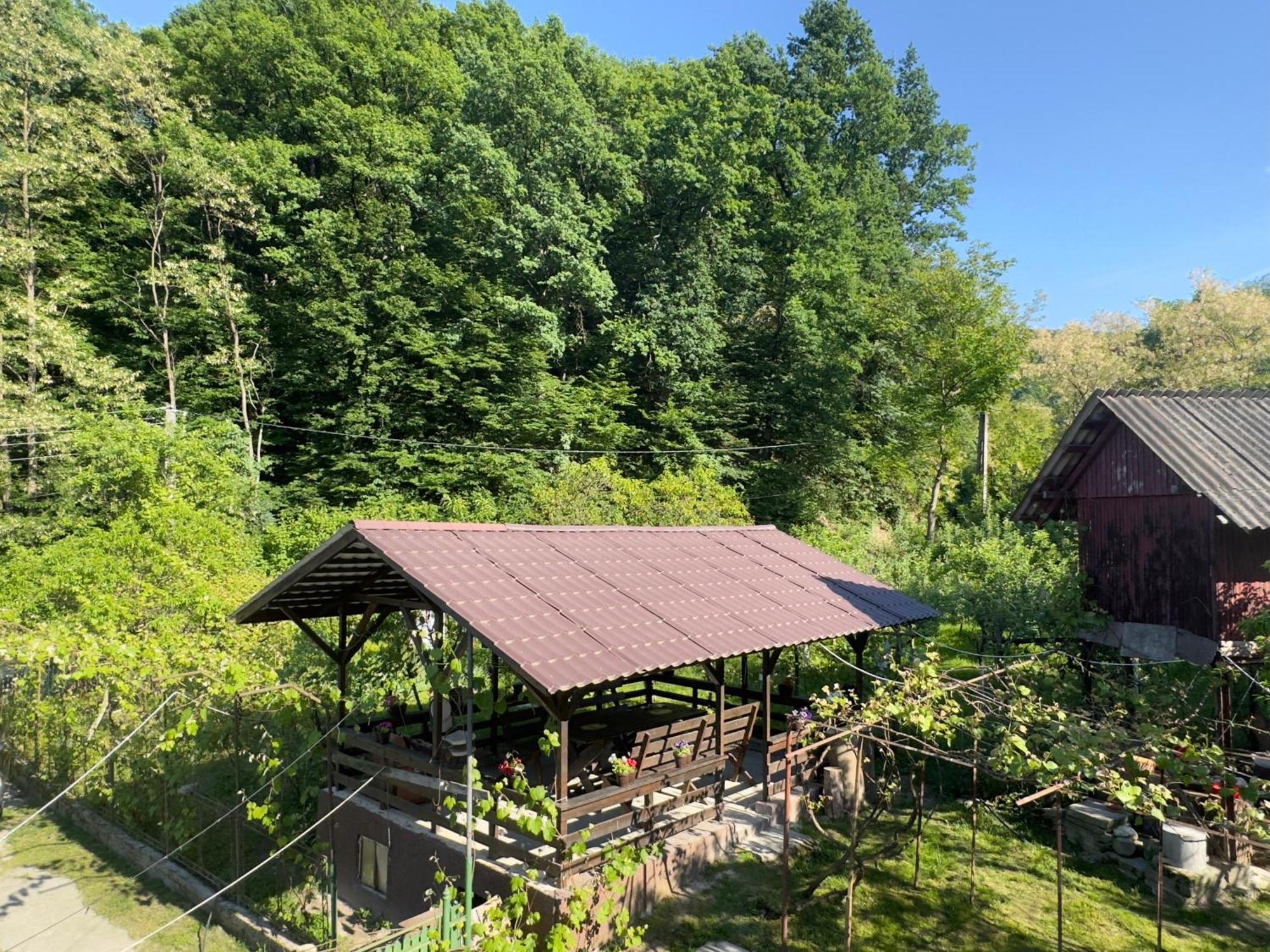 Casa Lucia Hotel Окнеле Мари Екстериор снимка